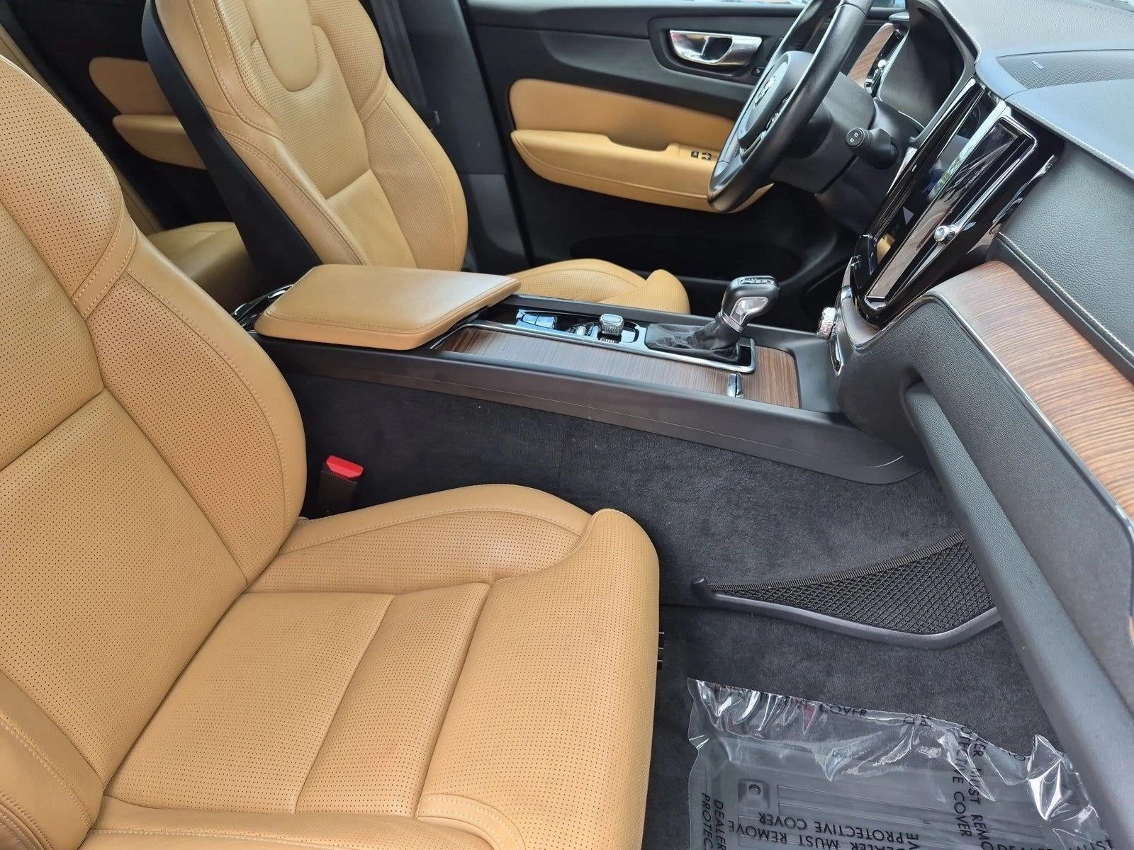 2021 Volvo XC60 T5 FWD Inscription