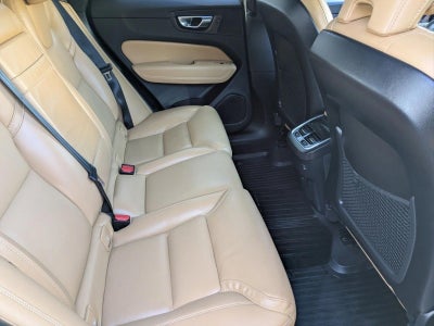 2021 Volvo XC60 T5 FWD Inscription