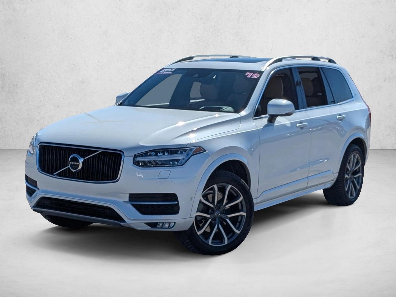 2019 Volvo XC90 T6 AWD Momentum