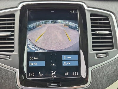 2021 Volvo XC90 T6 AWD Momentum 7P