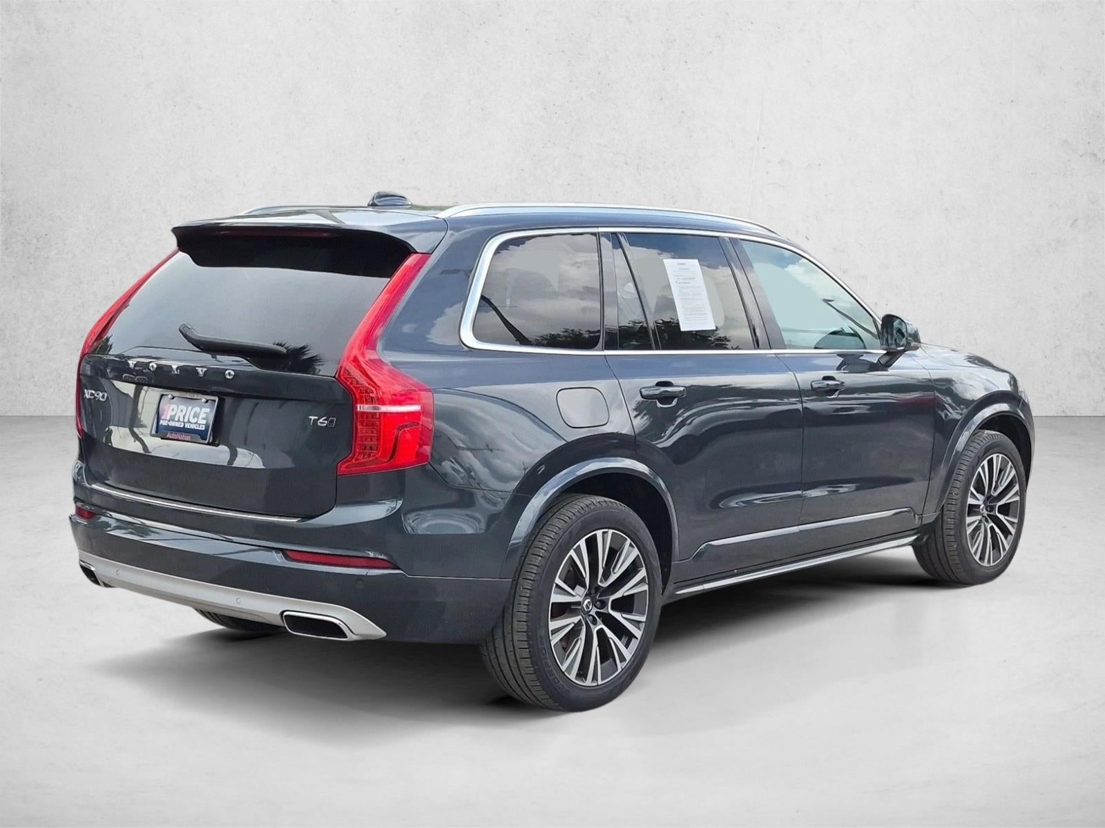 2021 Volvo XC90 T6 AWD Momentum 7P