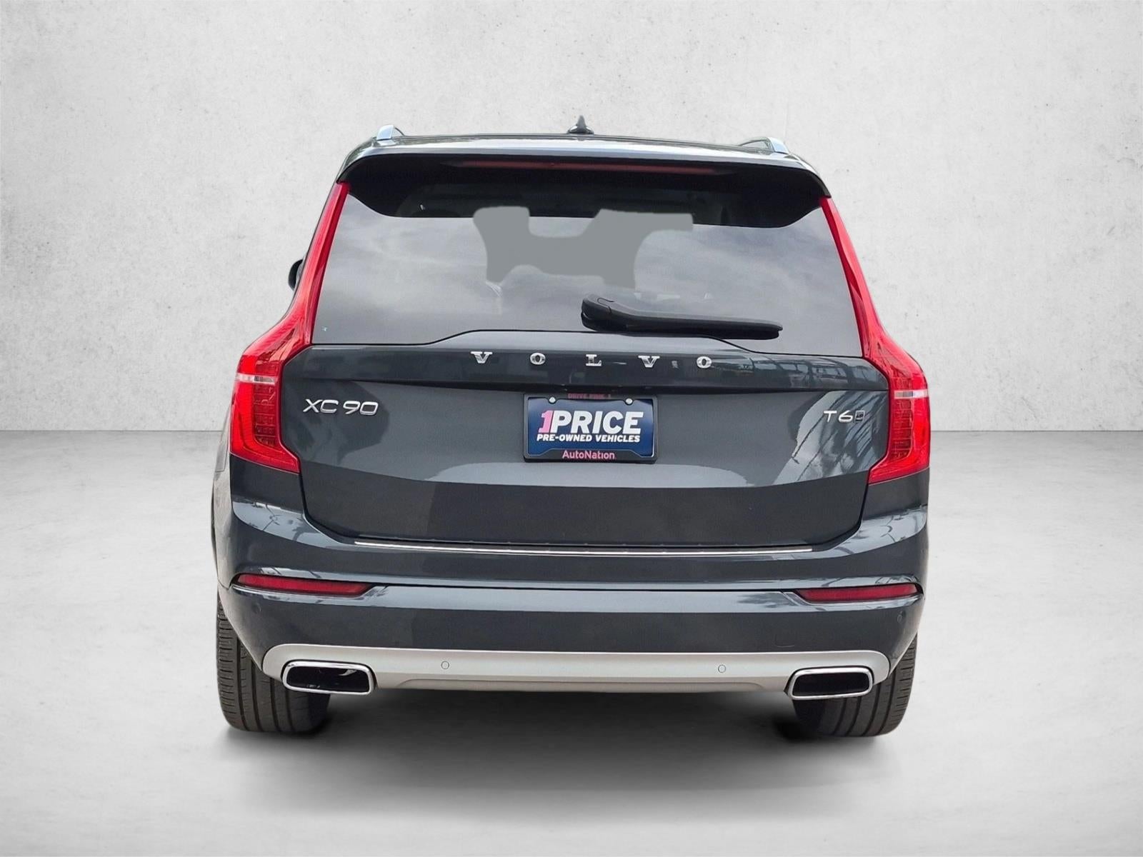 2021 Volvo XC90 T6 AWD Momentum 7P