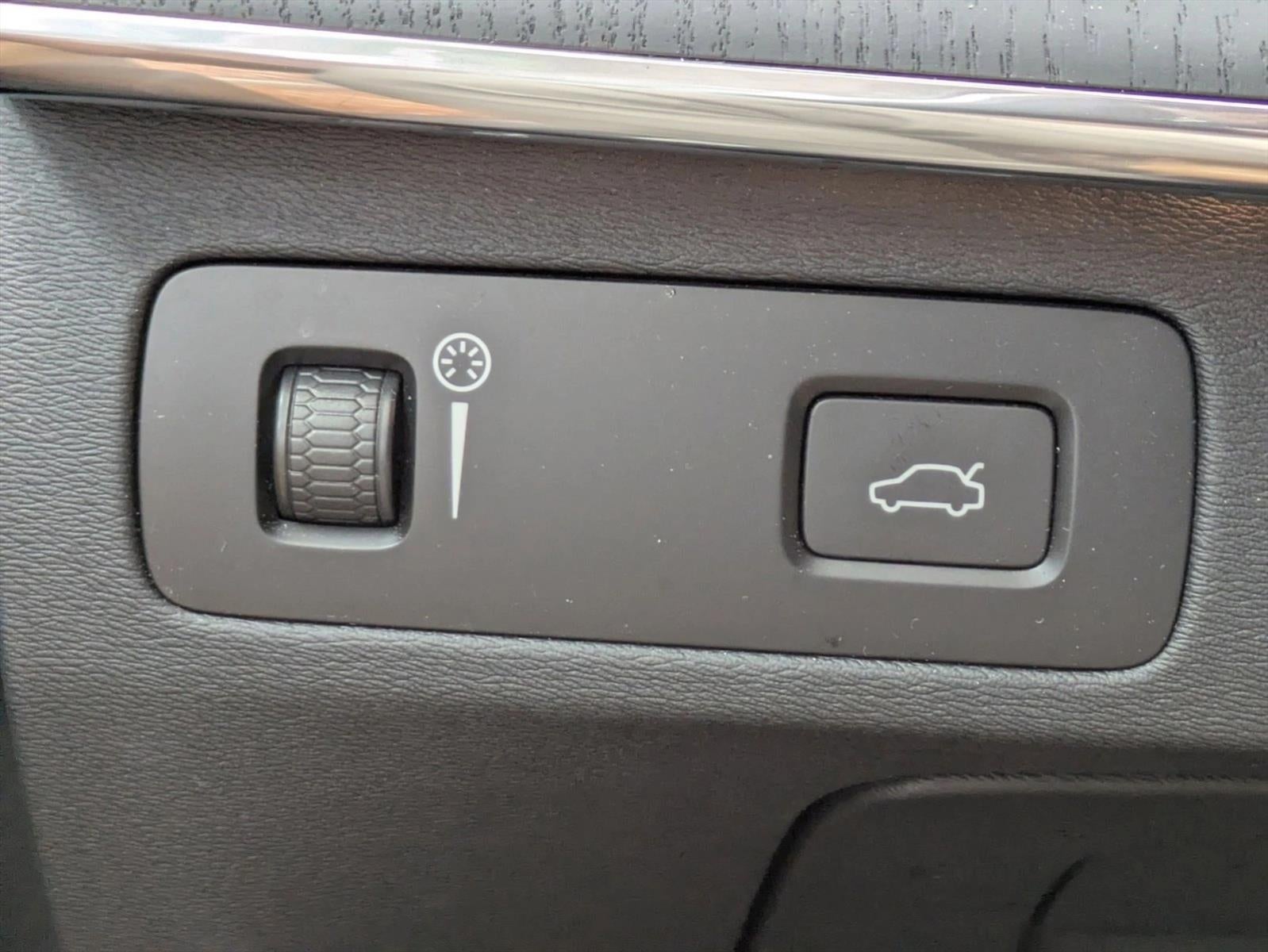 2022 Volvo XC90 T6 AWD Inscription 7P