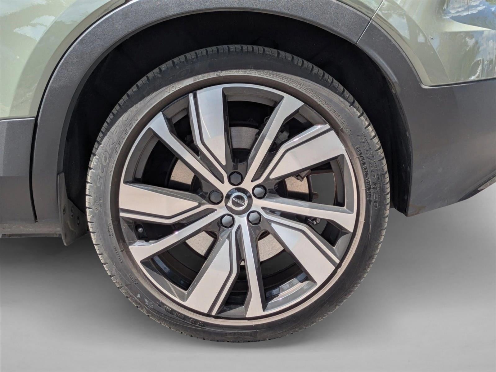 2021 Volvo XC40 Recharge P8 eAWD Pure Electric