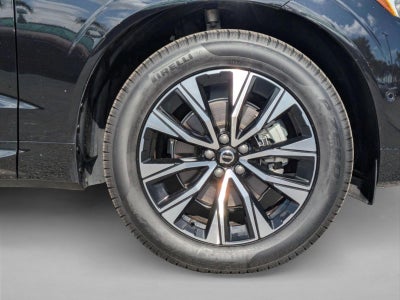 2024 Volvo XC60 B5 AWD Plus Dark Theme