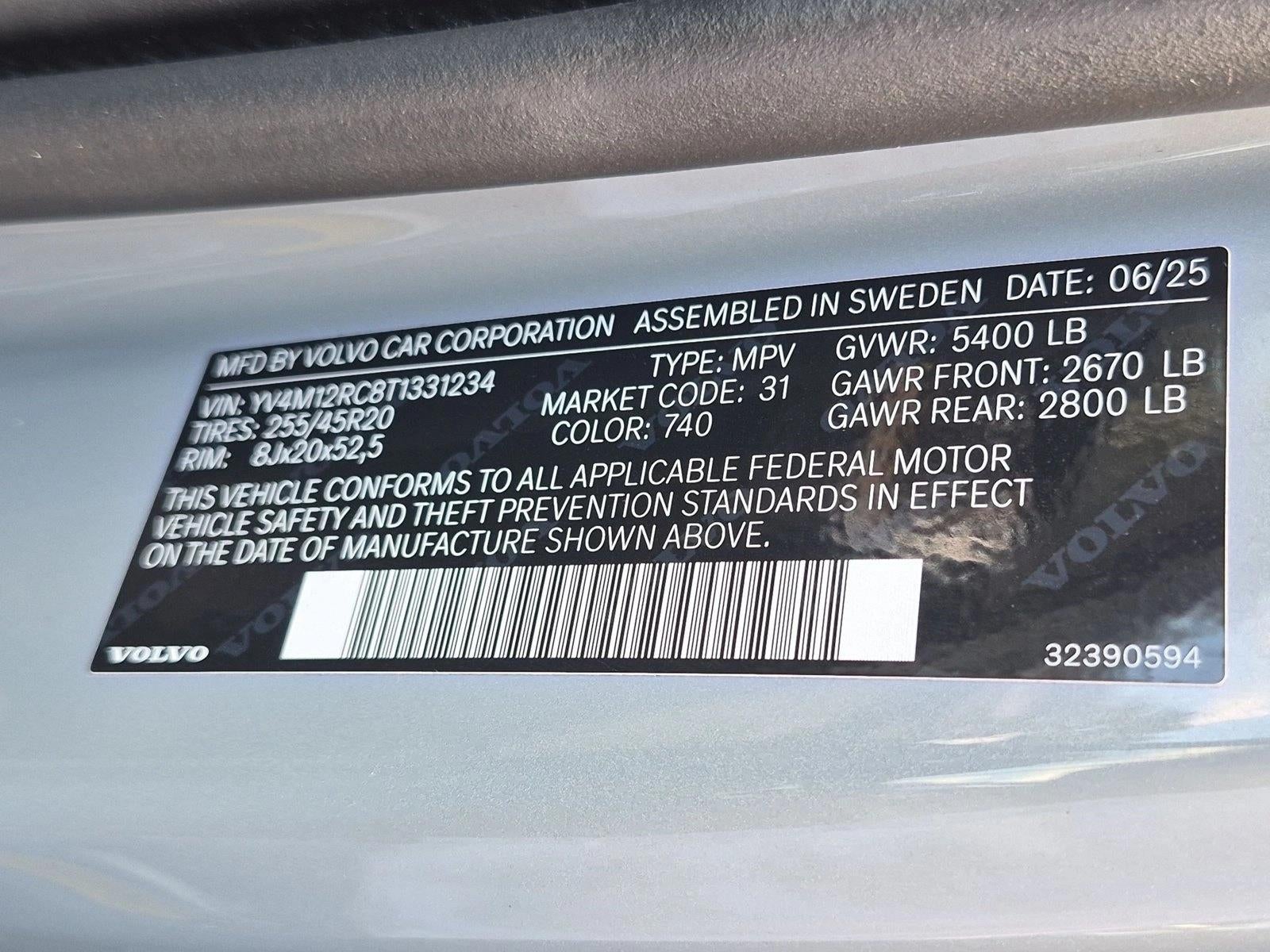 2026 Volvo XC60 B5 AWD Plus