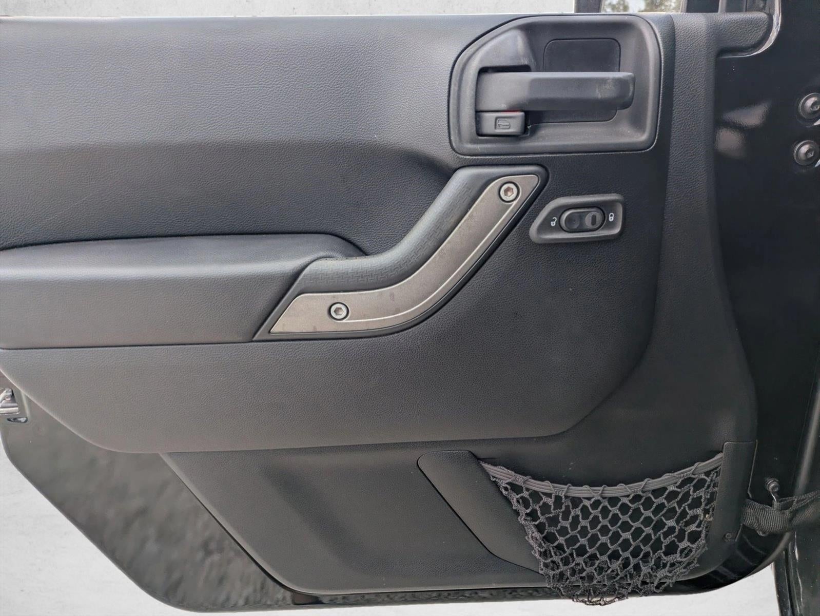 2012 Jeep Wrangler 4WD 2dr Sport