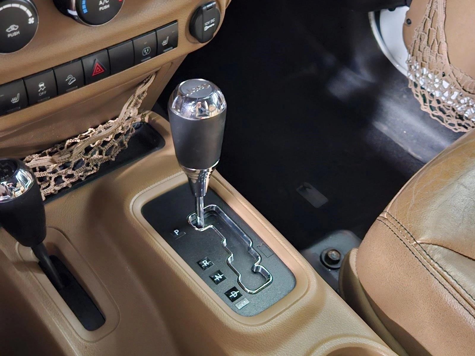 2013 Jeep Wrangler Unlimited 4WD 4dr Sahara