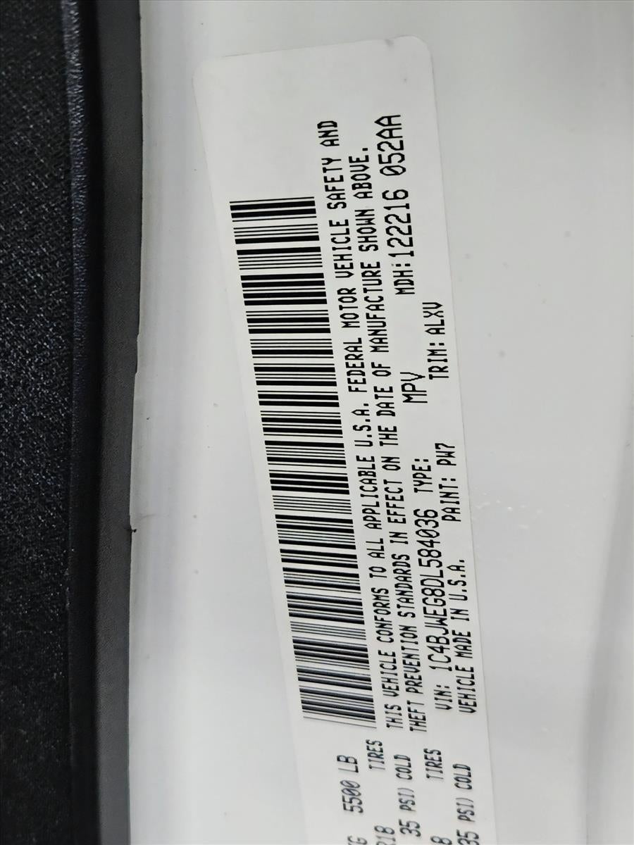 2013 Jeep Wrangler Unlimited 4WD 4dr Sahara