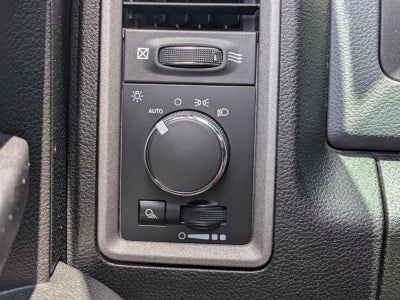 2019 RAM 1500 Classic Tradesman 4x2 Crew Cab 5'7" Box