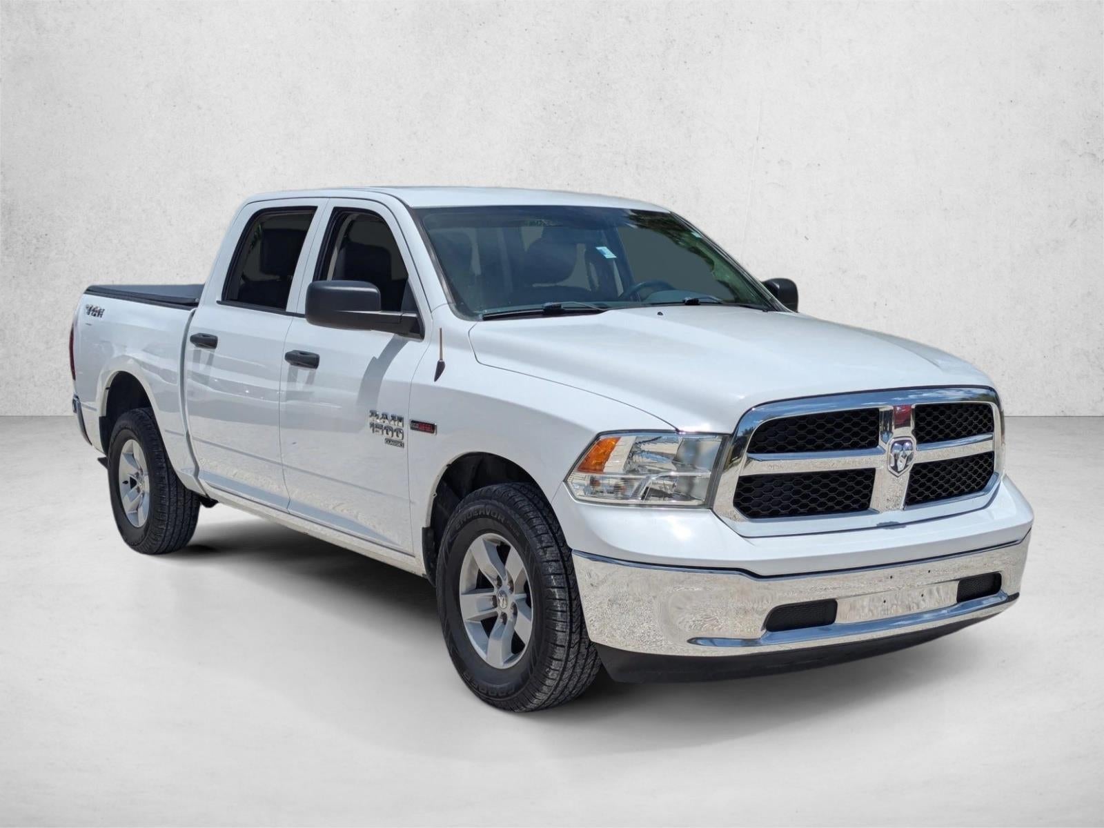 2019 RAM 1500 Classic Tradesman 4x2 Crew Cab 5'7" Box