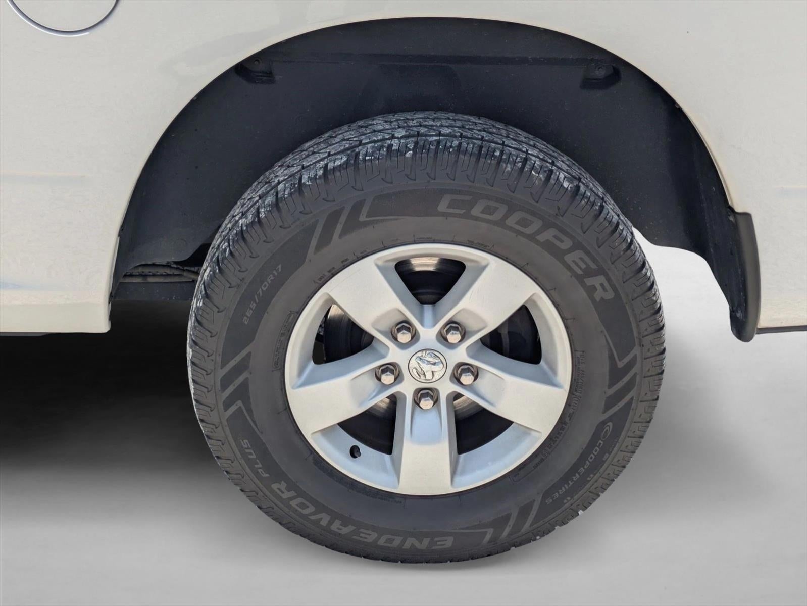 2019 RAM 1500 Classic Tradesman 4x2 Crew Cab 5'7" Box