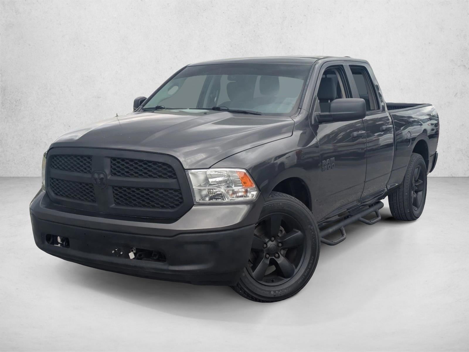 2017 RAM 1500 SLT 4x4 Quad Cab 6'4" Box