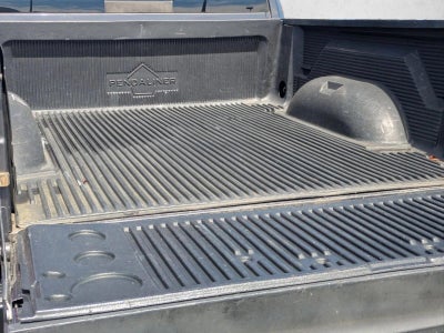 2017 RAM 1500 SLT 4x4 Quad Cab 6'4" Box