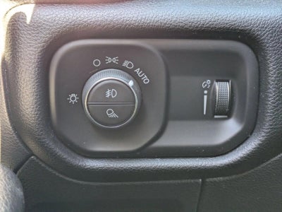 2022 RAM 1500 Big Horn 4x2 Quad Cab 6'4" Box