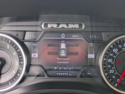 2019 RAM 1500 Laramie 4x2 Crew Cab 5'7" Box
