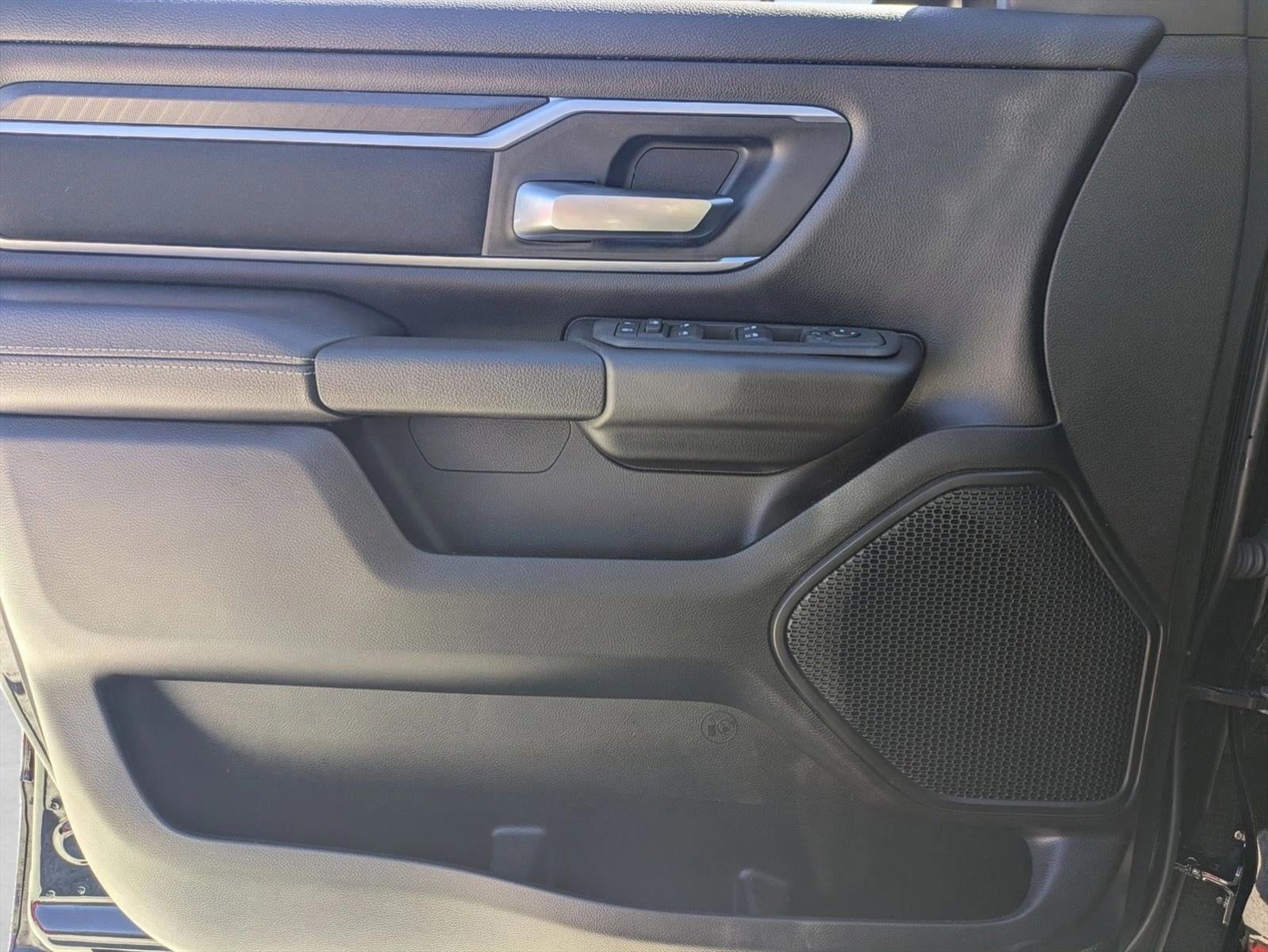 2025 RAM 1500 Big Horn 4x4 Crew Cab 5'7" Box