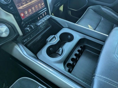 2019 RAM 1500 Laramie 4x4 Crew Cab 5'7" Box