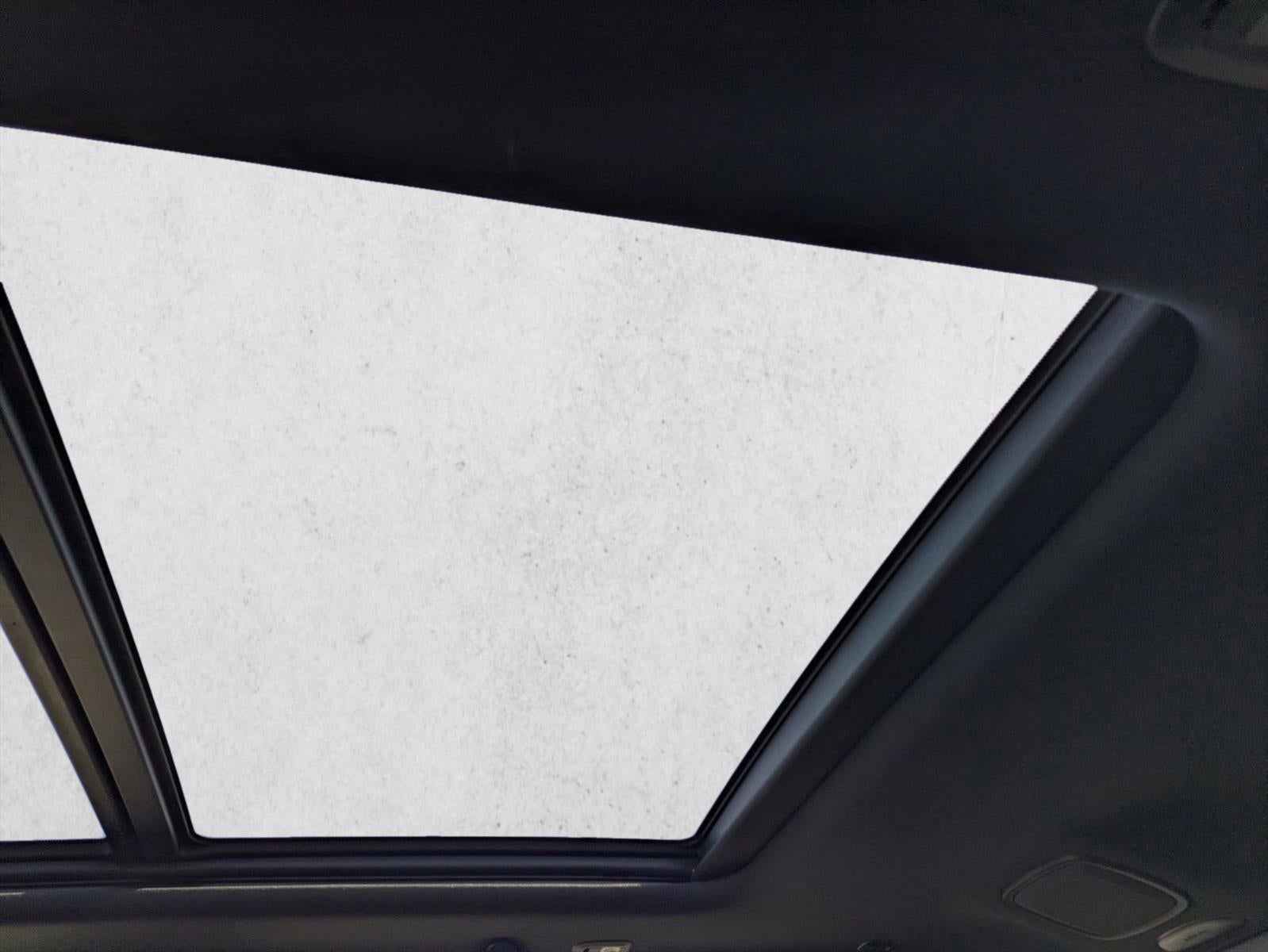 2019 RAM 1500 Laramie 4x4 Crew Cab 5'7" Box