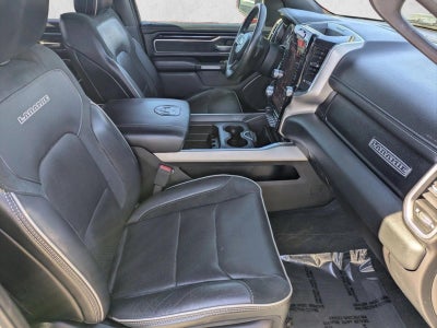 2019 RAM 1500 Laramie 4x4 Crew Cab 5'7" Box