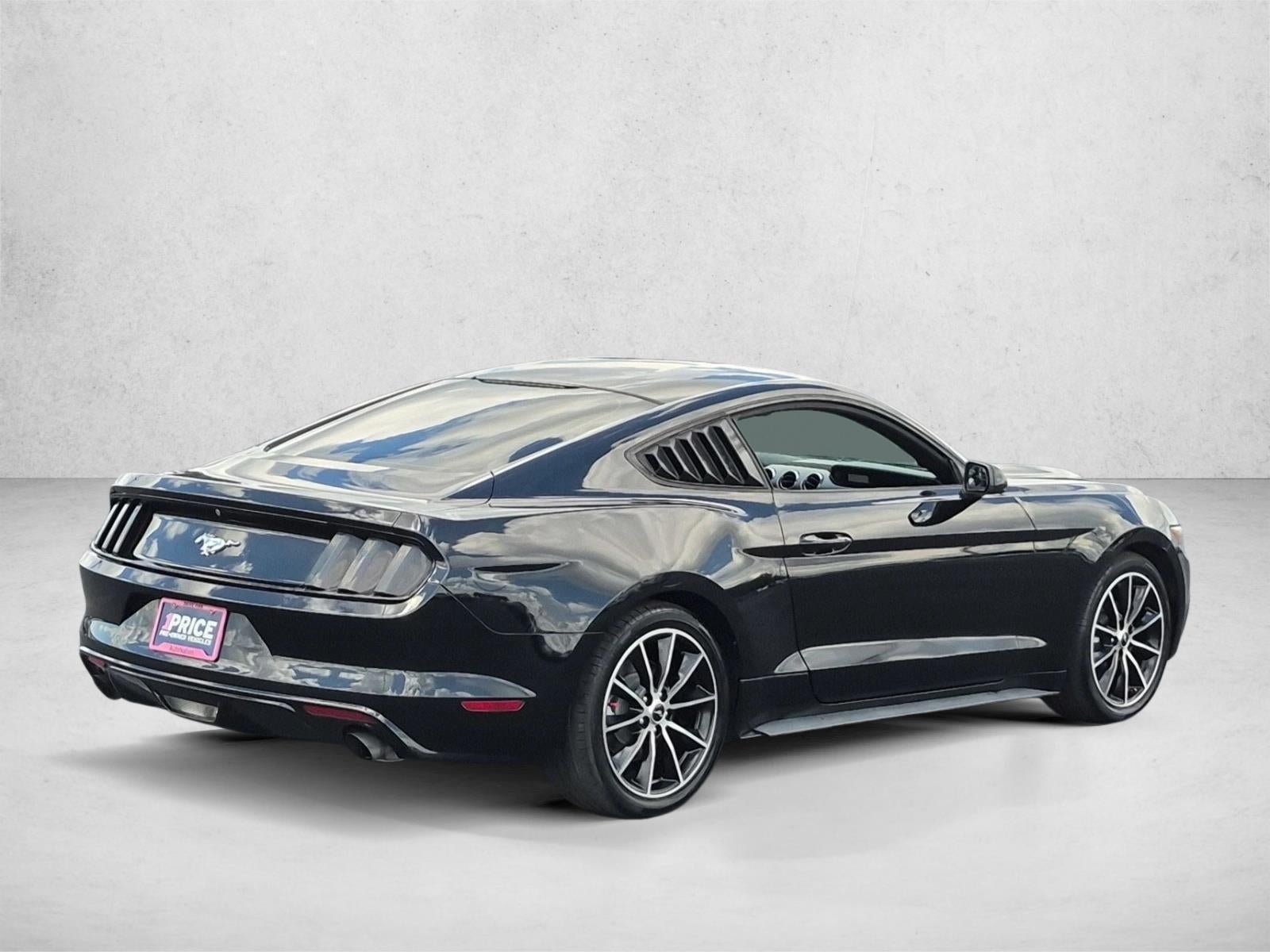 2017 Ford Mustang EcoBoost Fastback