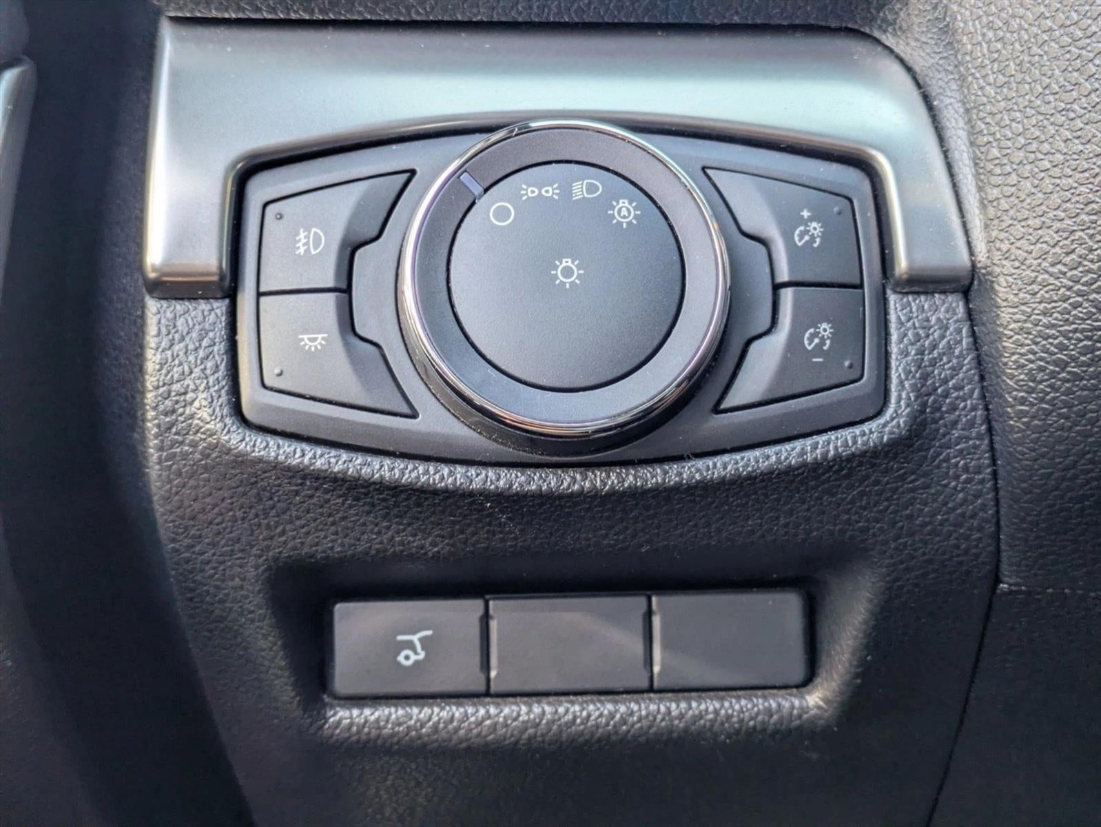 2018 Ford Explorer XLT FWD