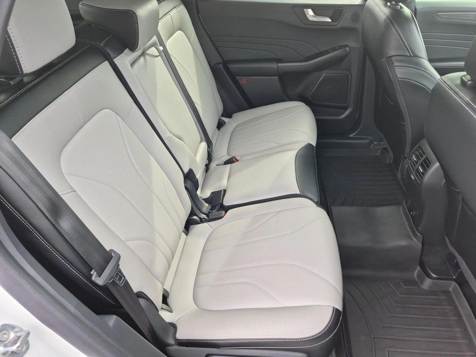 2025 Ford Escape Platinum AWD