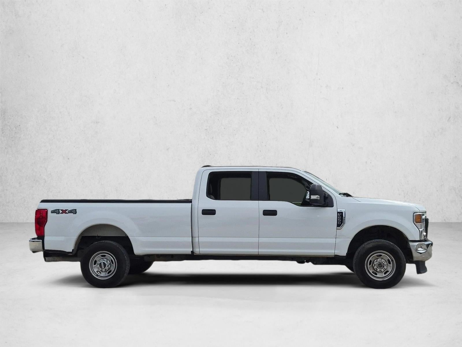2022 Ford Super Duty F-250 SRW XL 4WD Crew Cab 6.75' Box