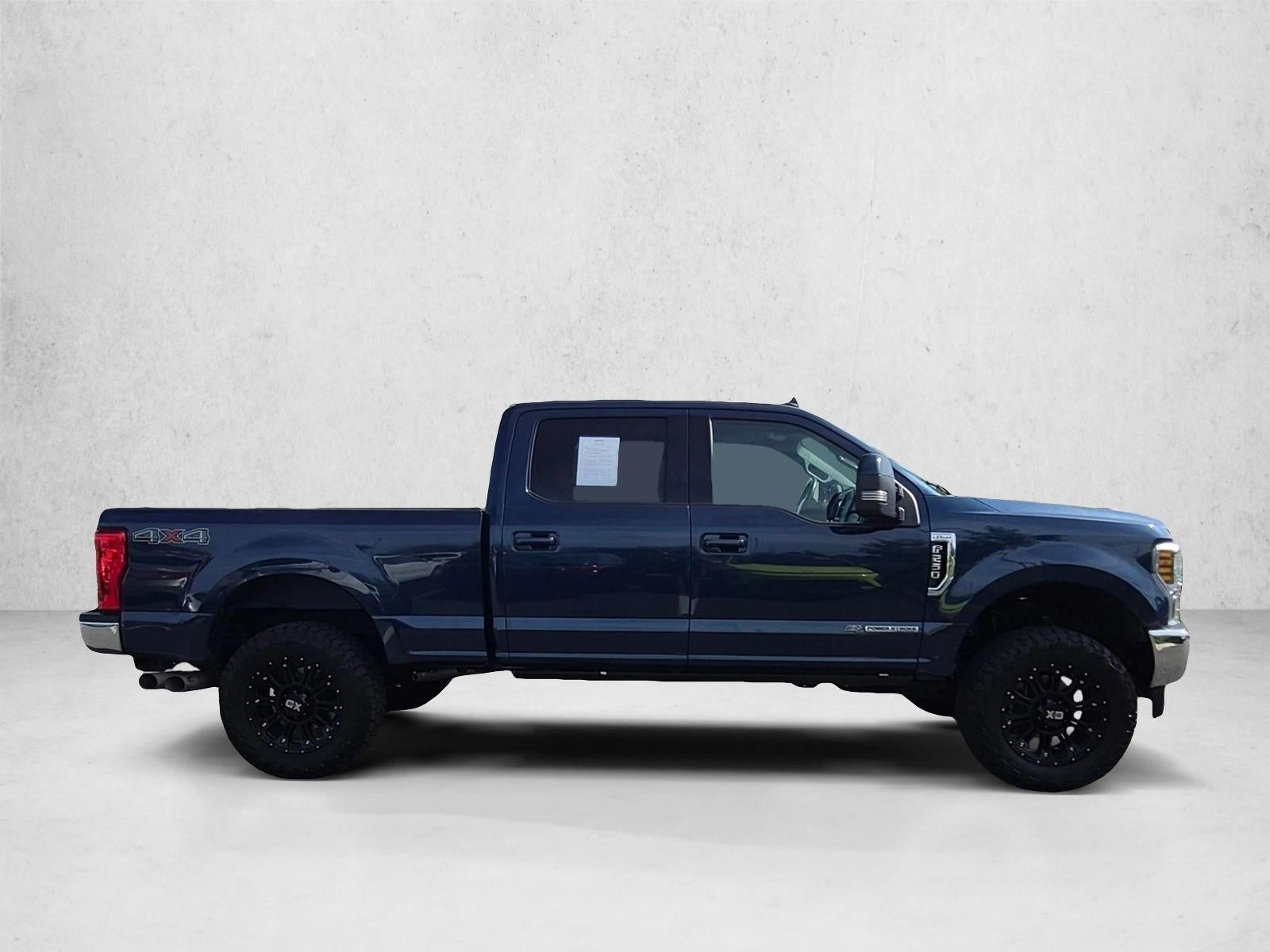 2019 Ford Super Duty F-250 SRW LARIAT 4WD Crew Cab 6.75' Box