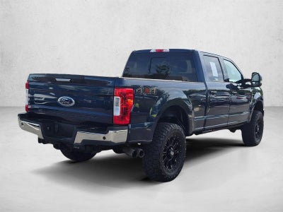 2019 Ford Super Duty F-250 SRW LARIAT 4WD Crew Cab 6.75' Box