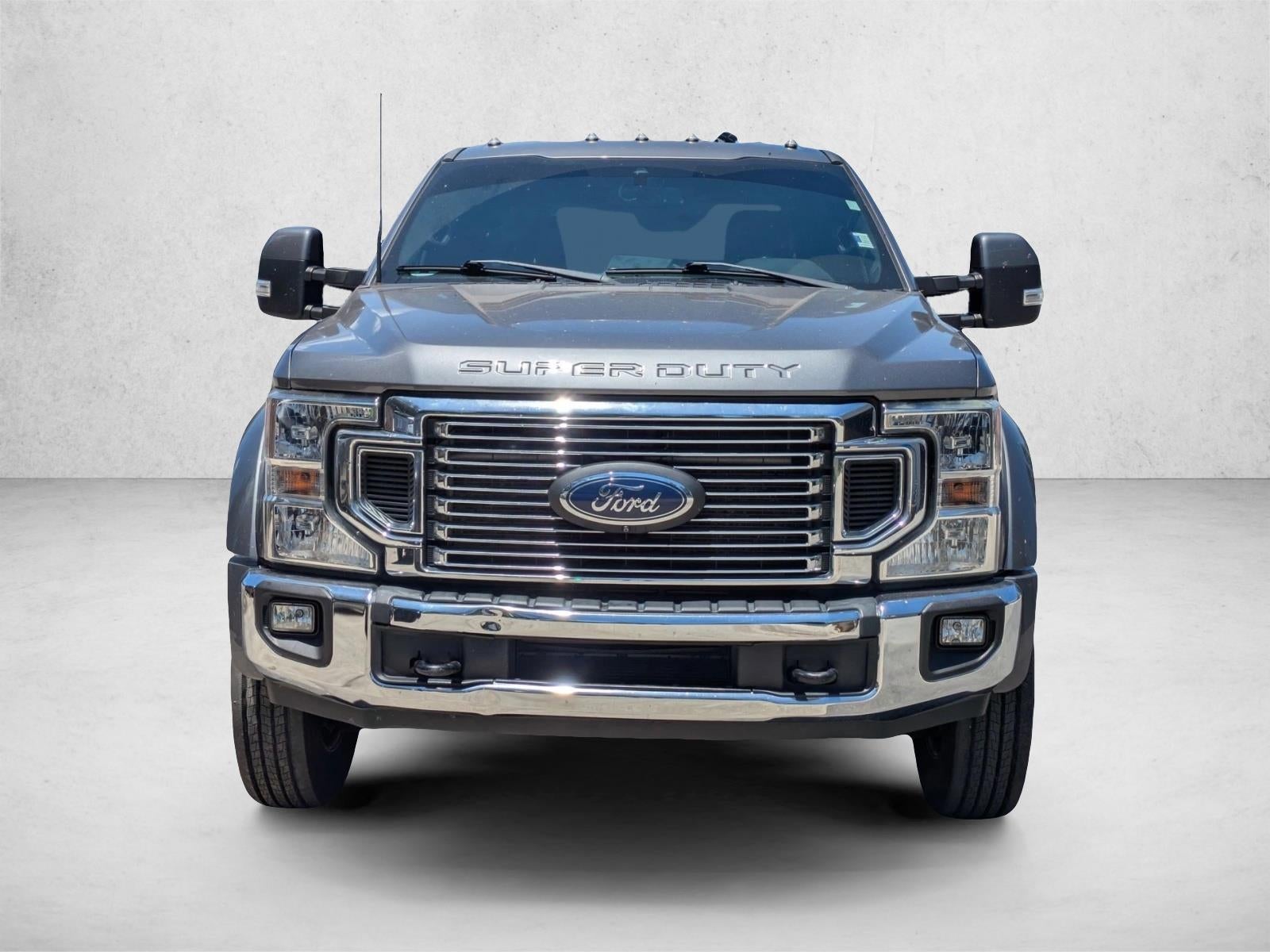 2022 Ford Super Duty F-450 DRW LARIAT 4WD Crew Cab 8' Box