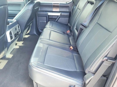 2022 Ford Super Duty F-450 DRW LARIAT 4WD Crew Cab 8' Box