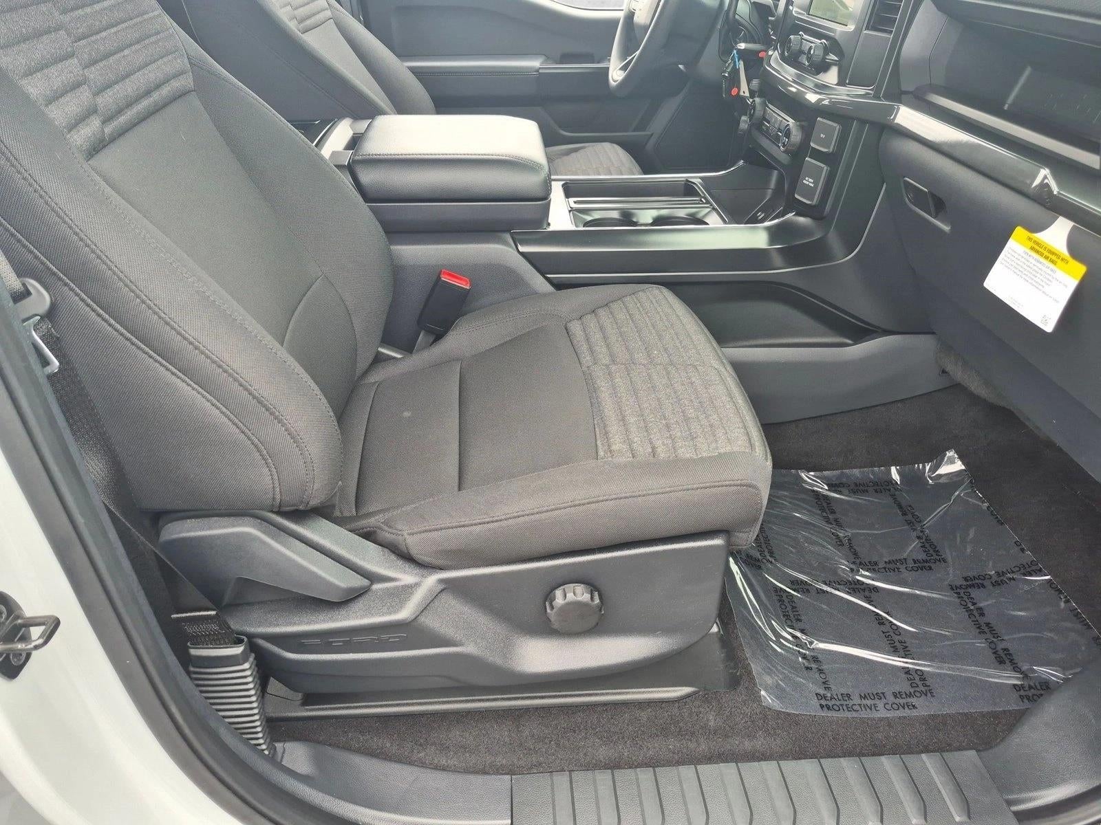 2023 Ford F-150 XL 2WD SuperCrew 5.5' Box