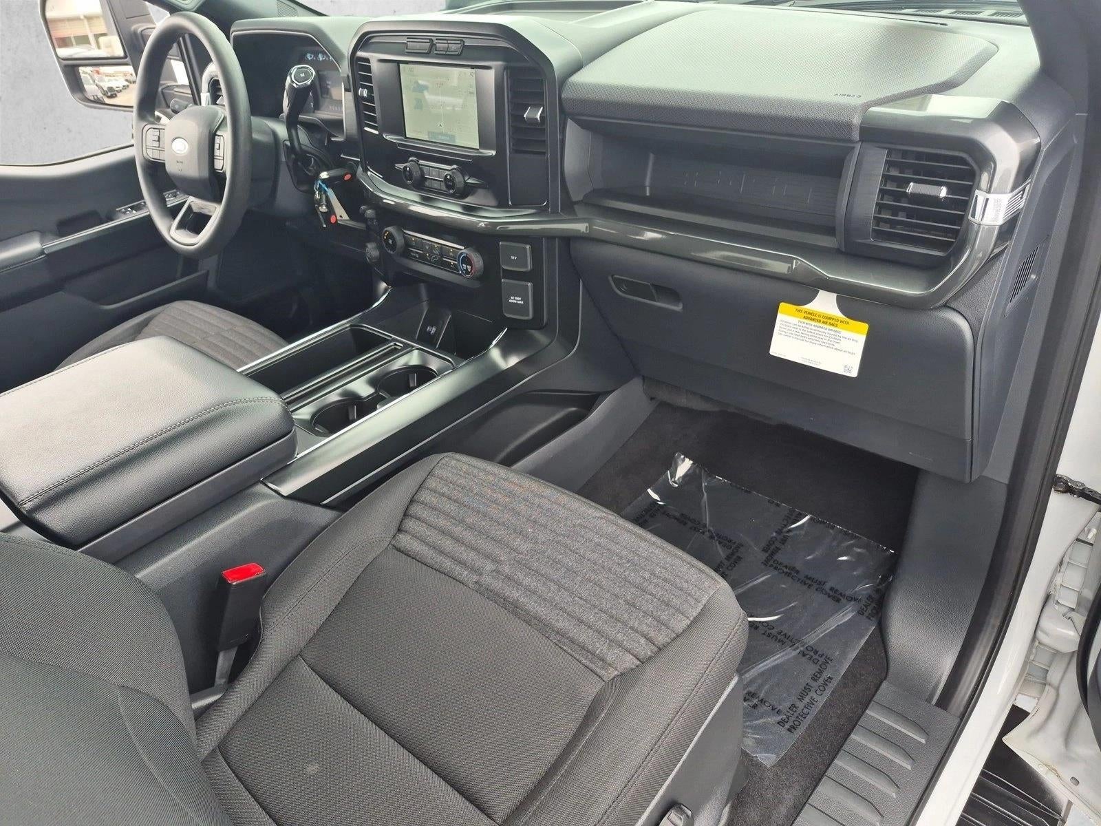 2023 Ford F-150 XL 2WD SuperCrew 5.5' Box