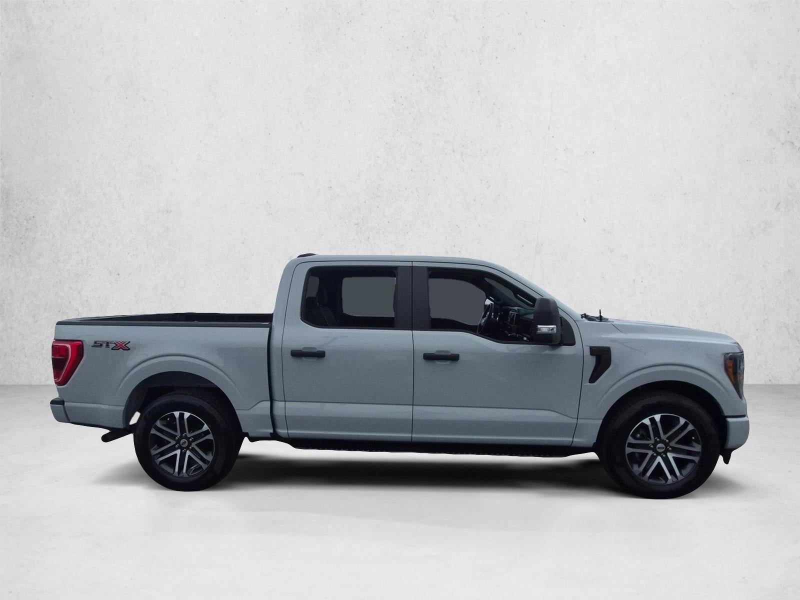 2023 Ford F-150 XL 2WD SuperCrew 5.5' Box