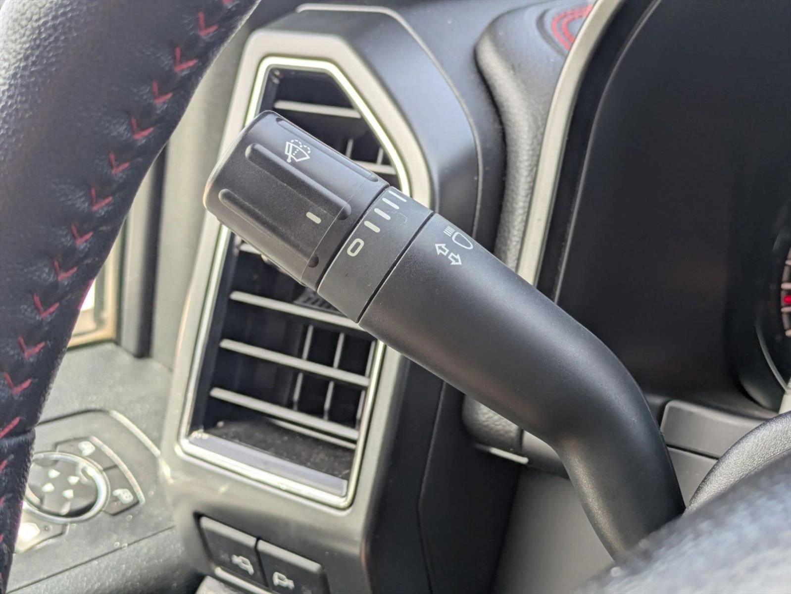 2018 Ford F-150 LARIAT 4WD SuperCrew 5.5' Box