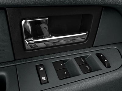 2013 Ford F-150 2WD SuperCrew 5-1/2 Ft Box Platinum