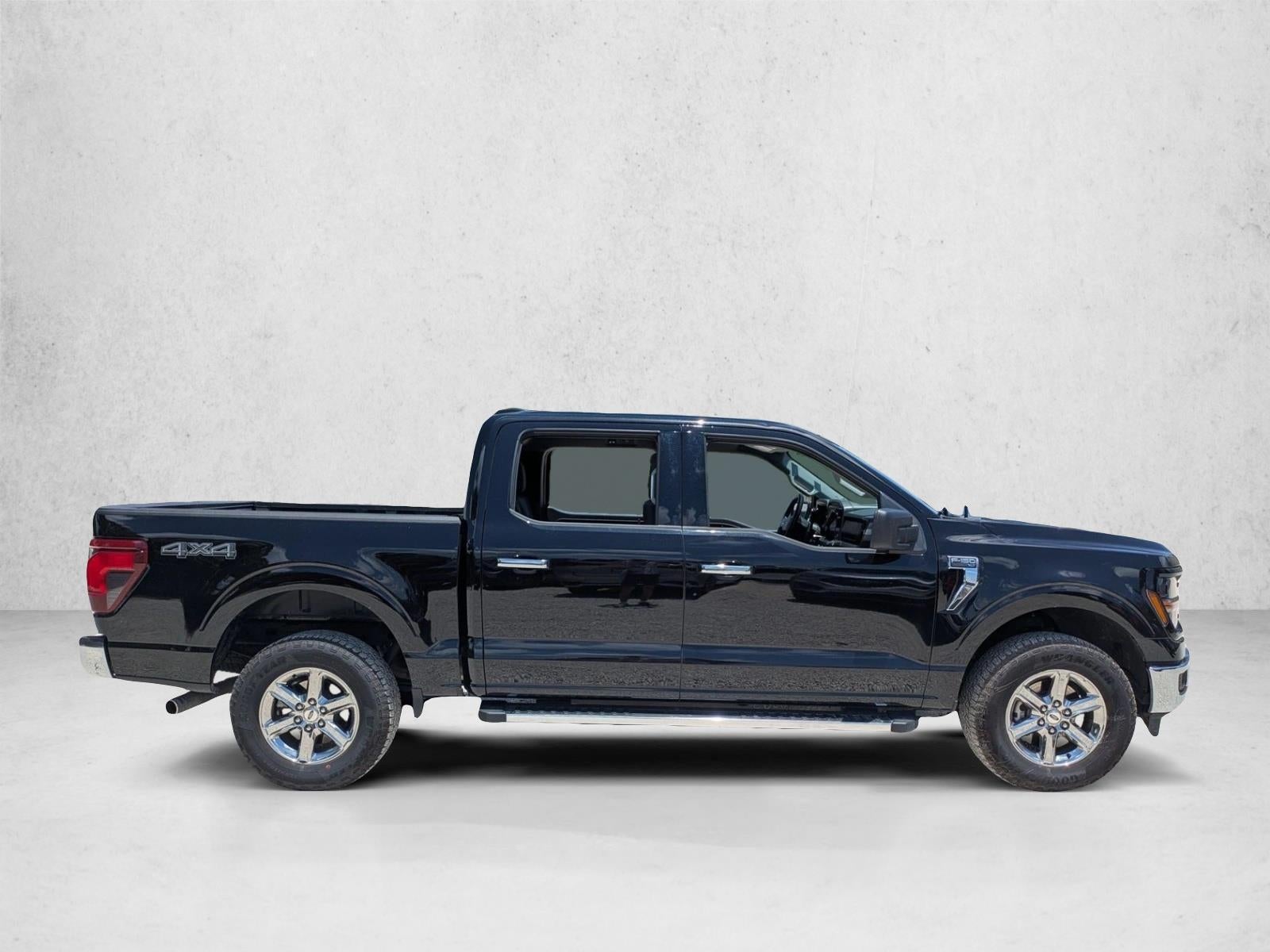 2025 Ford F-150 XLT 4WD SuperCrew 5.5' Box