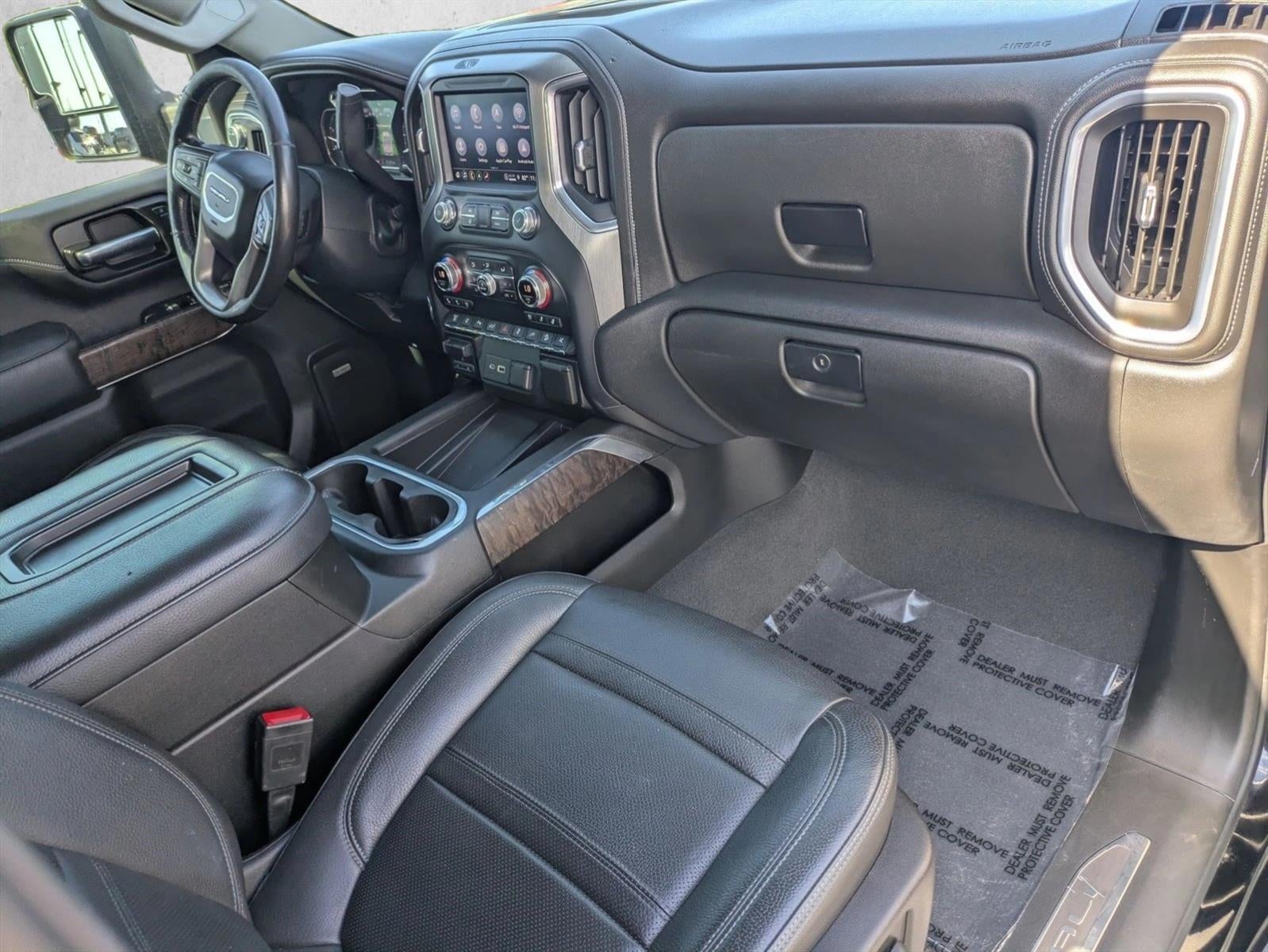 2022 GMC Sierra 2500 HD Crew Cab Standard Box 4-Wheel Drive Denali