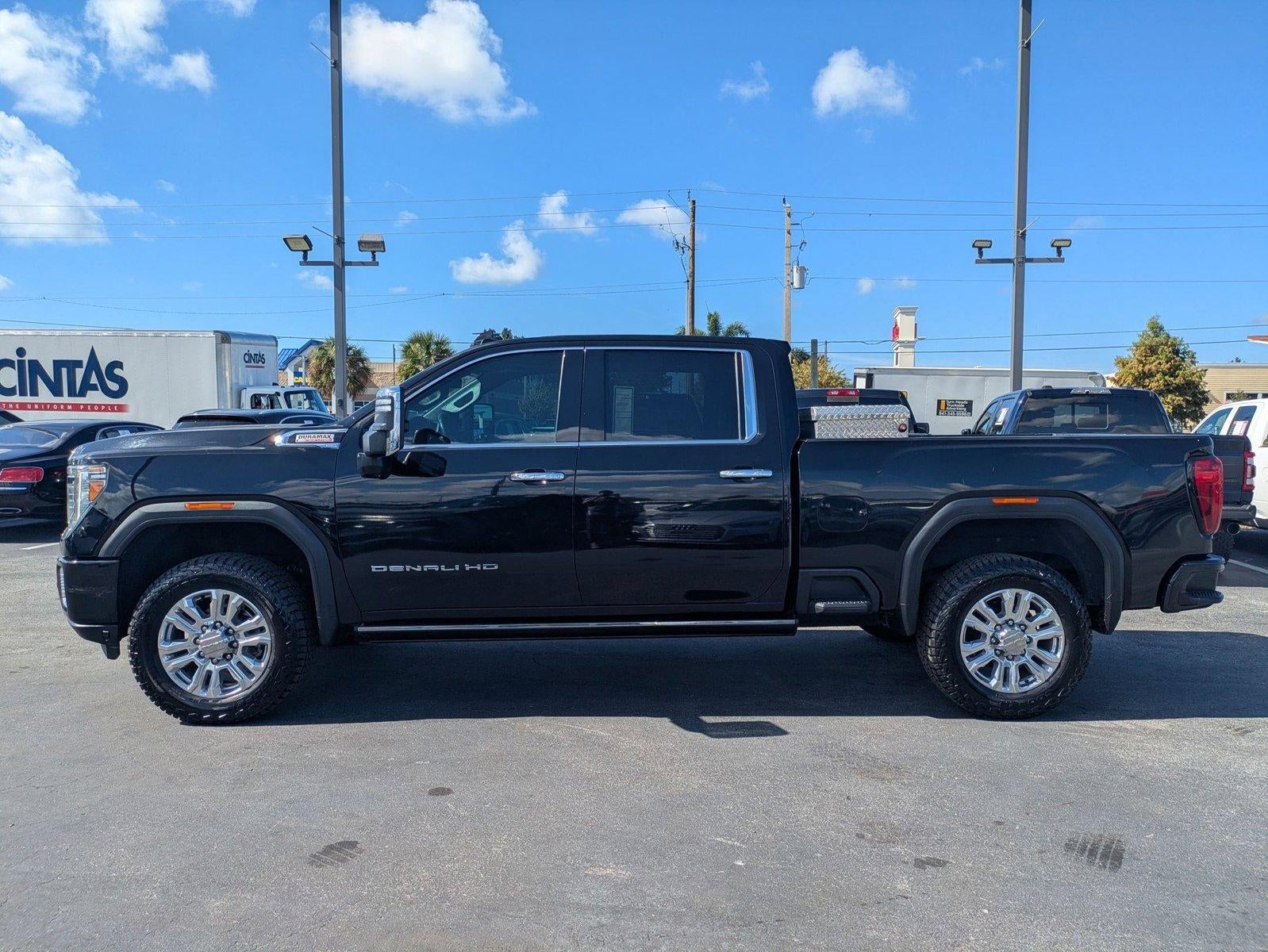 2022 GMC Sierra 2500 HD Crew Cab Standard Box 4-Wheel Drive Denali