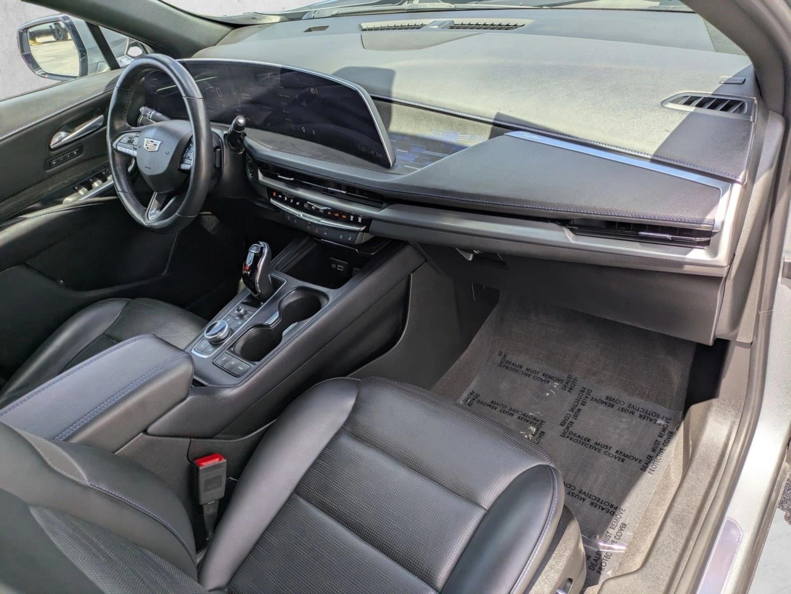 2024 Cadillac XT4 AWD 4dr Sport