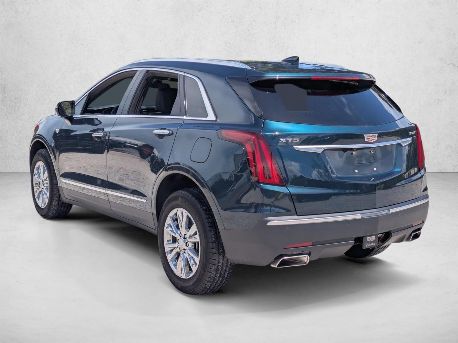 2025 Cadillac XT5 FWD 4dr Luxury