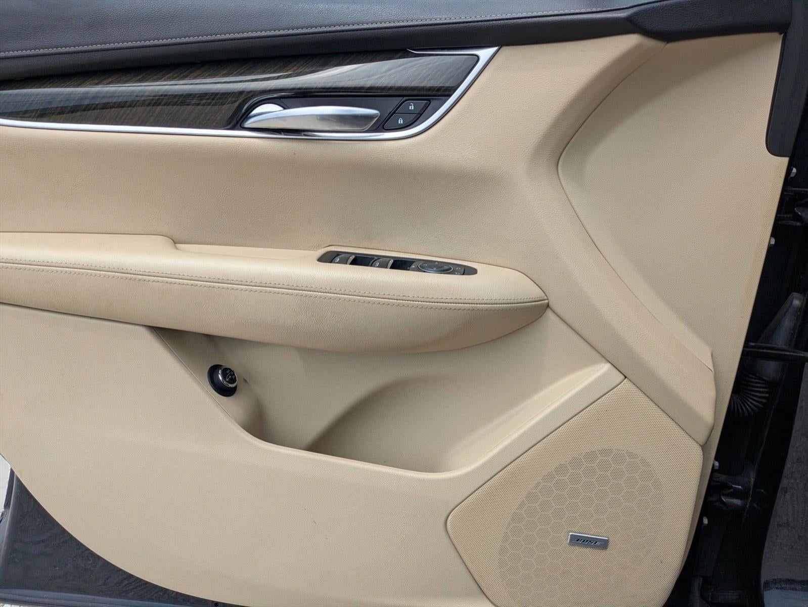 2017 Cadillac XT5 FWD 4dr