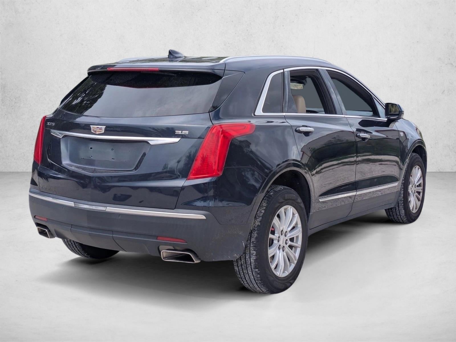 2017 Cadillac XT5 FWD 4dr
