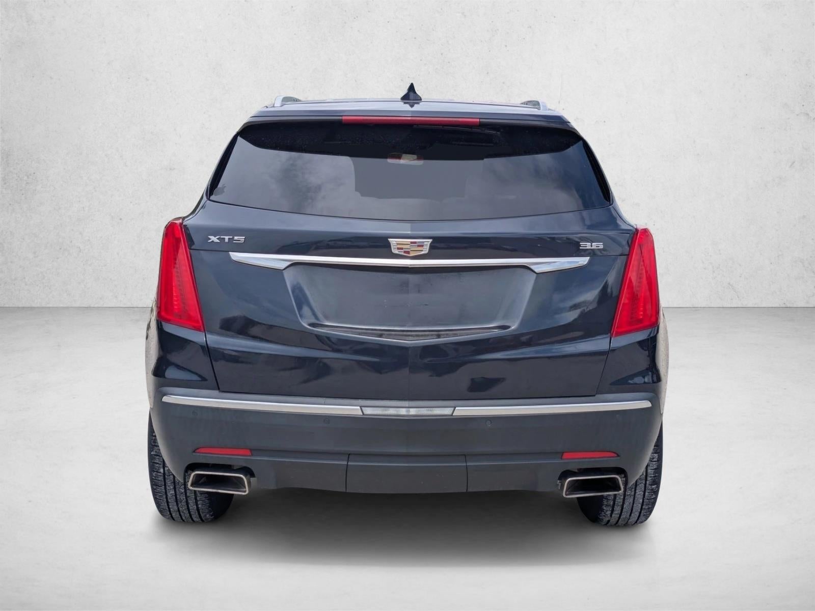 2017 Cadillac XT5 FWD 4dr