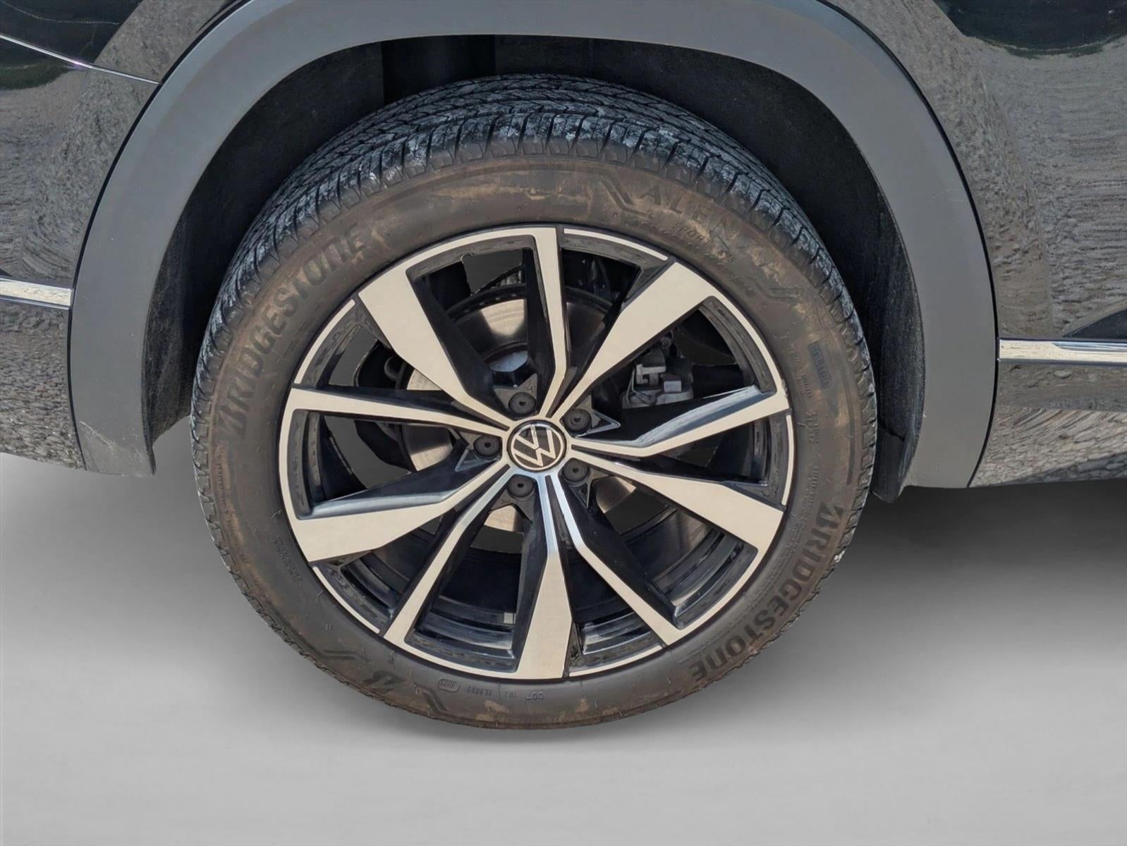 2024 Volkswagen Atlas 2.0T SEL Premium R-Line 4MOTION