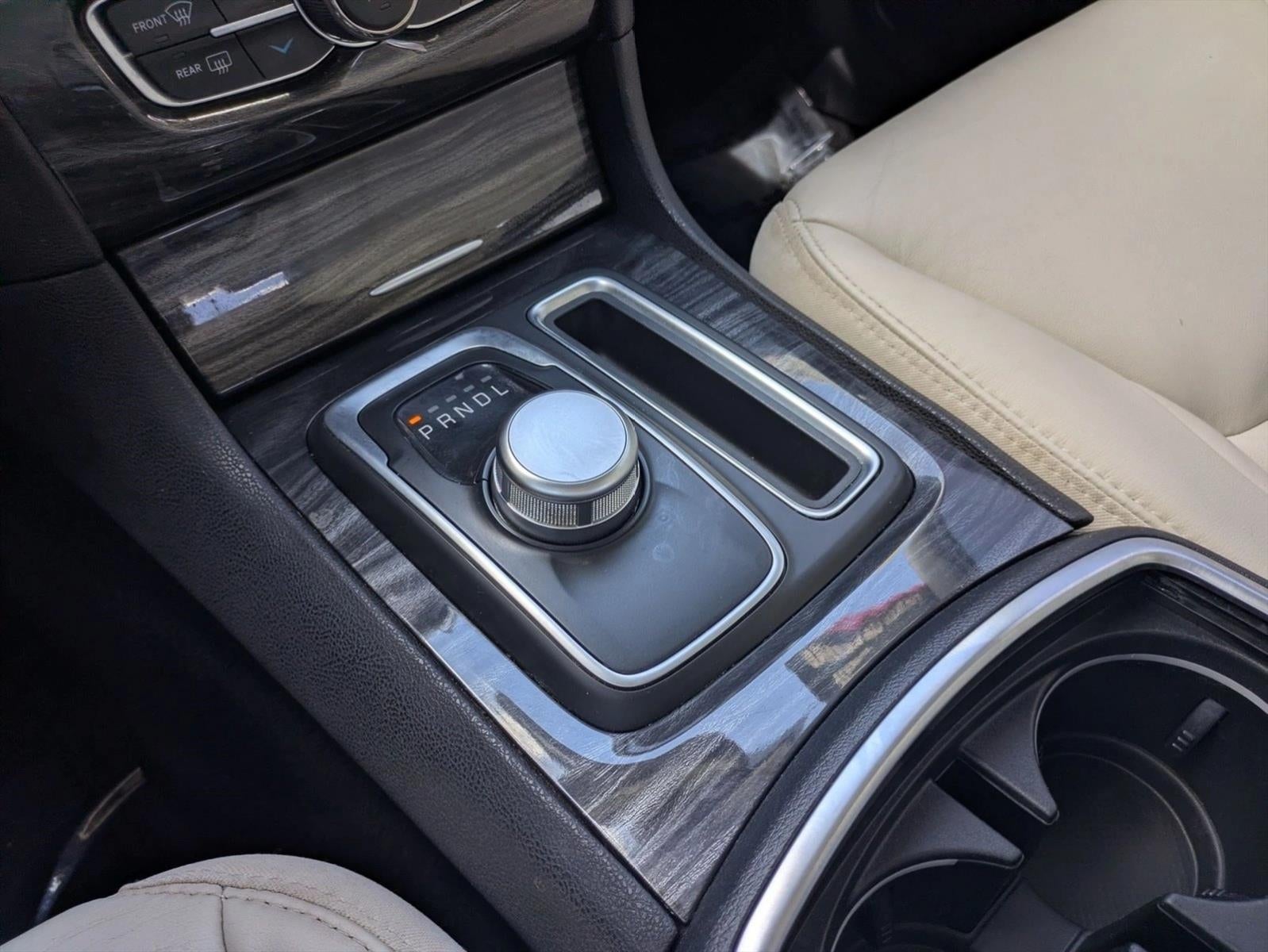 2018 Chrysler 300 Touring L RWD