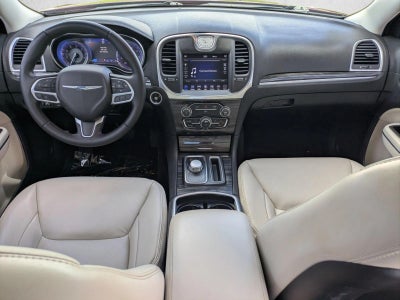 2018 Chrysler 300 Touring L RWD