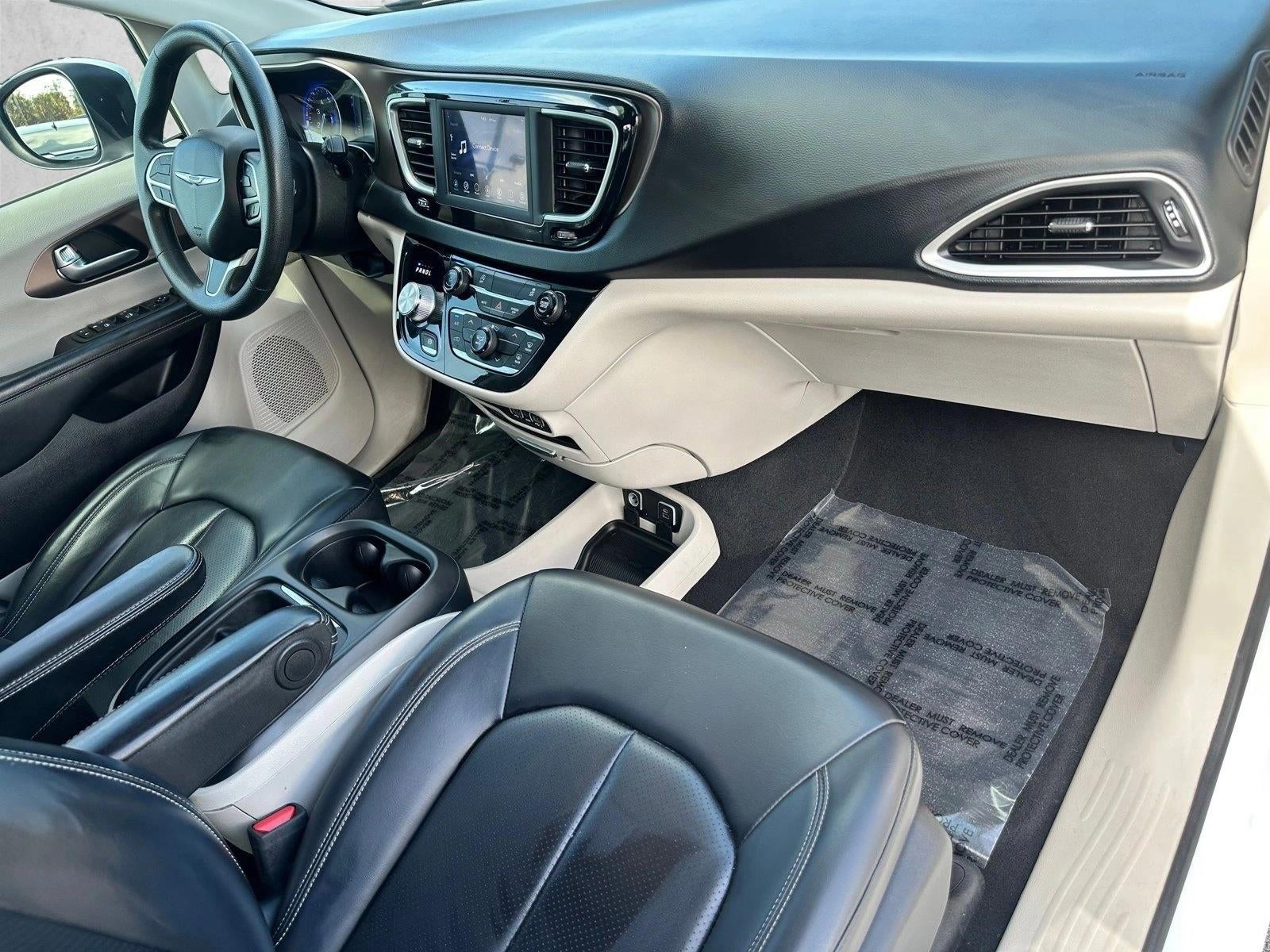 2021 Chrysler Voyager LXI FWD