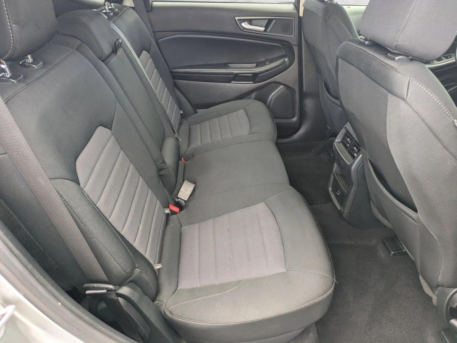 2022 Ford Edge SE AWD